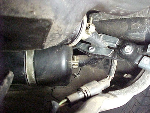 9,Fuel Pump Suction Strainer - Removing, Cleaning, and Replacing (2)