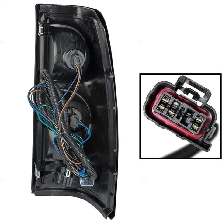 tail light assembly for 2004 chevy silverado 5
